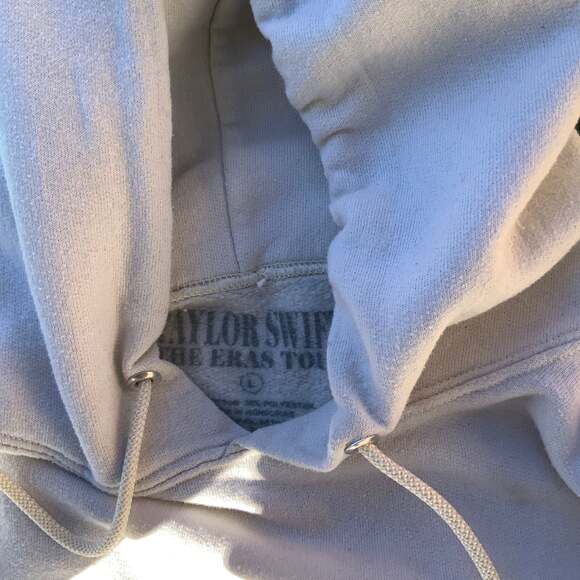 Taylor Swift Hoodie Eras Tour - Picture 4 of 4